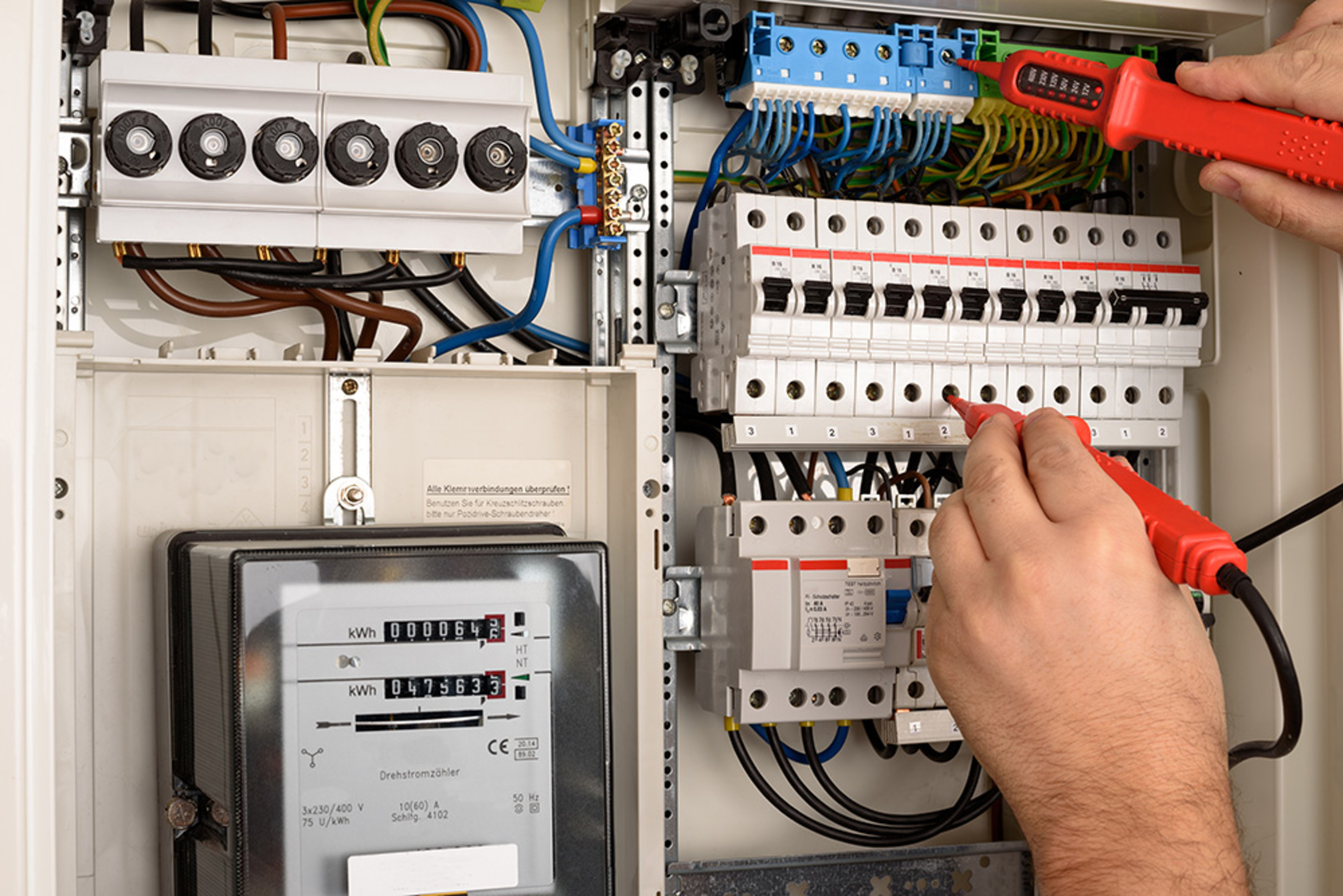 E-Check bei Elektrotechnik Nill GmbH in Bodelshausen