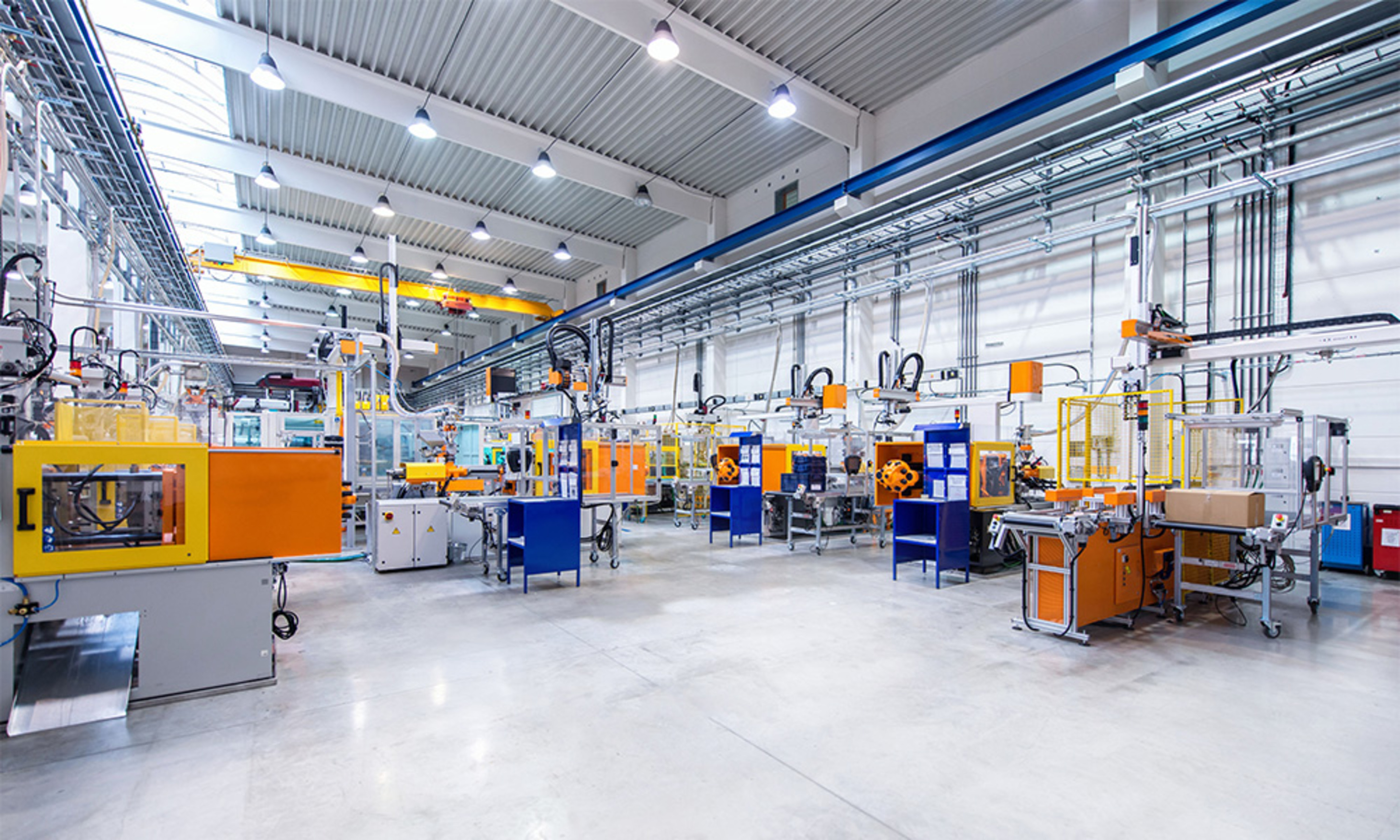 Industrie­beleuchtung bei Elektrotechnik Nill GmbH in Bodelshausen
