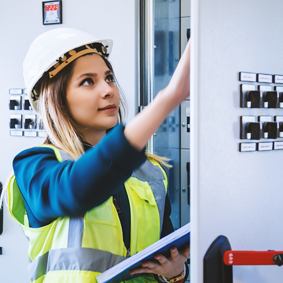 Mittel­spannungs­anlagen bei Elektrotechnik Nill GmbH in Bodelshausen