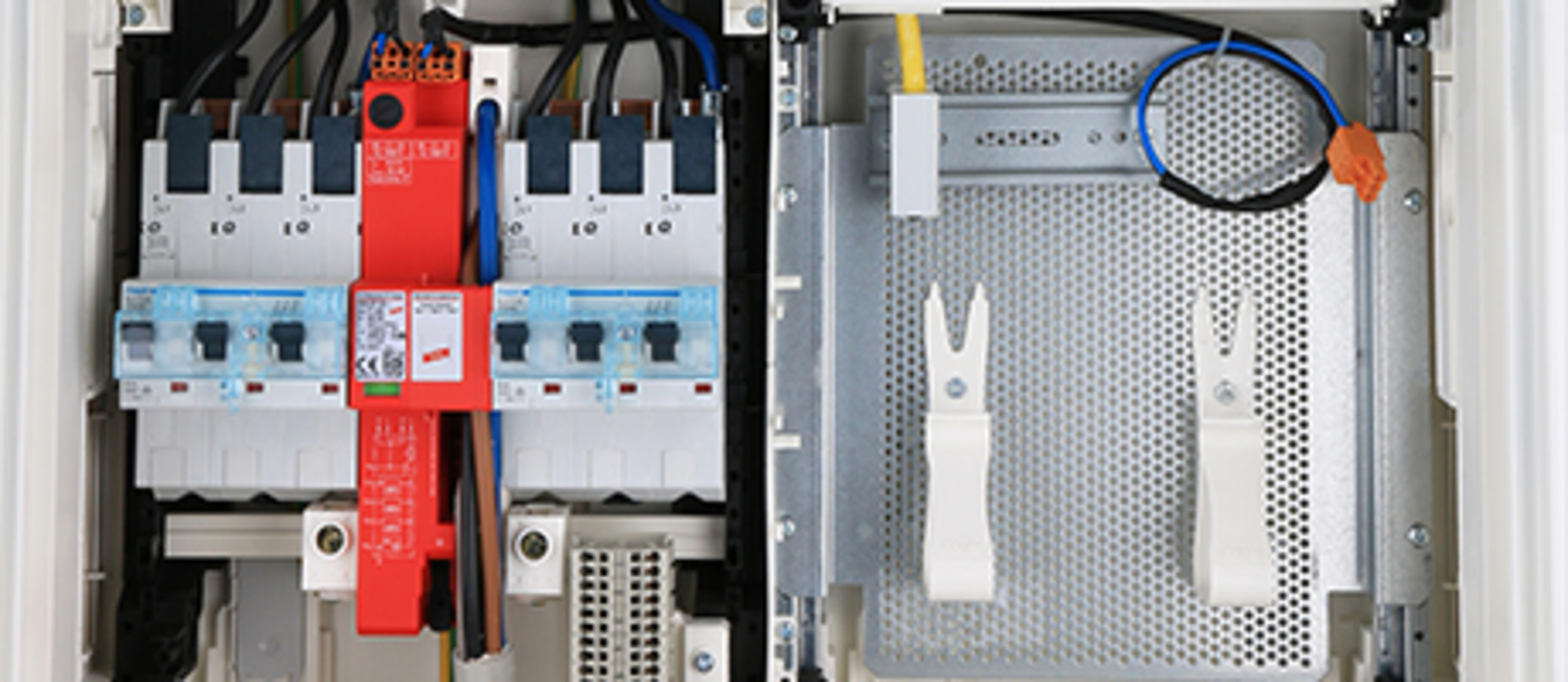 Hausanschluss, Zähler und Unterverteiler bei Elektrotechnik Nill GmbH in Bodelshausen