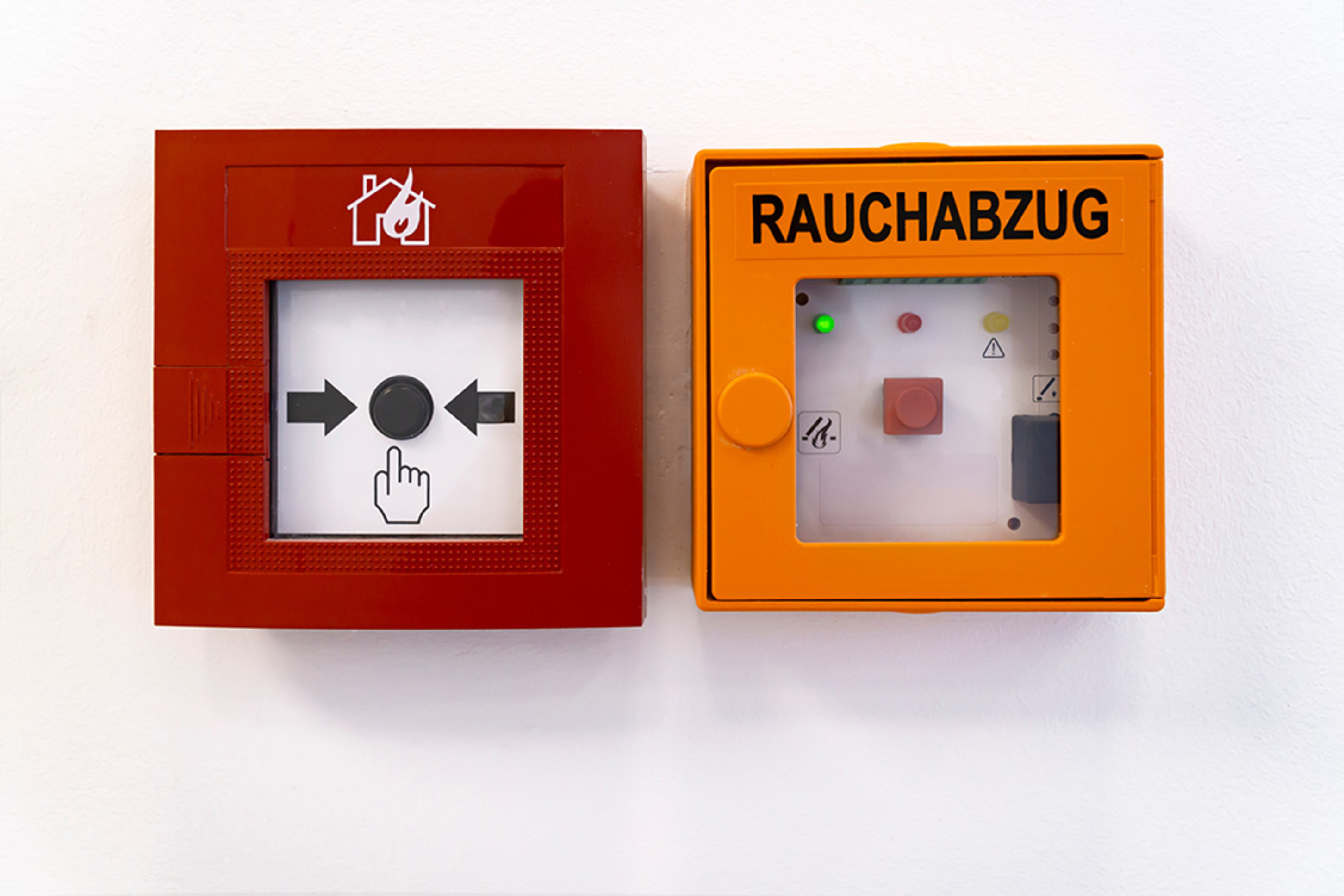 Rauchwärme­abzug bei Elektrotechnik Nill GmbH in Bodelshausen